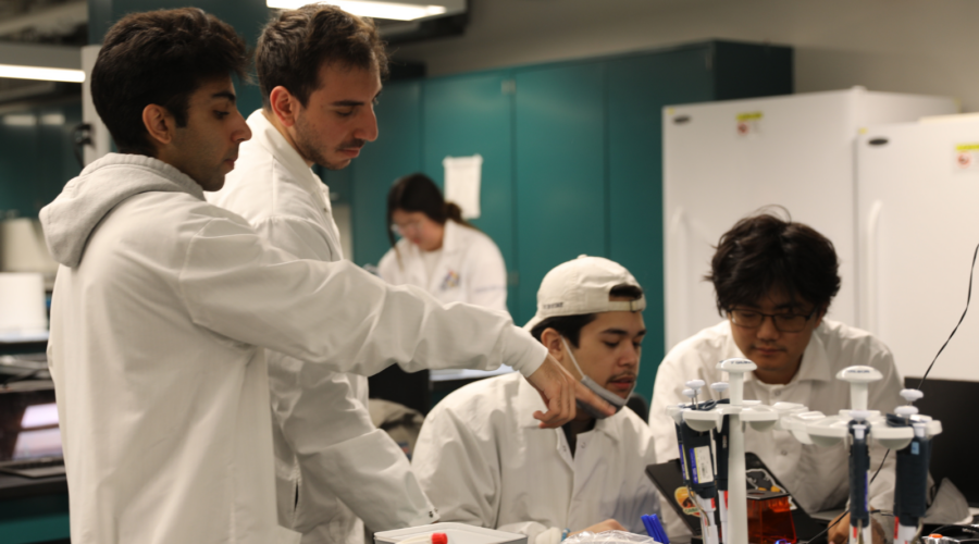 Students CRISPER lab